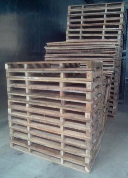 2 Way Wood Pallet 01