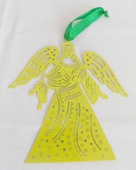 Christmas Hangings 02