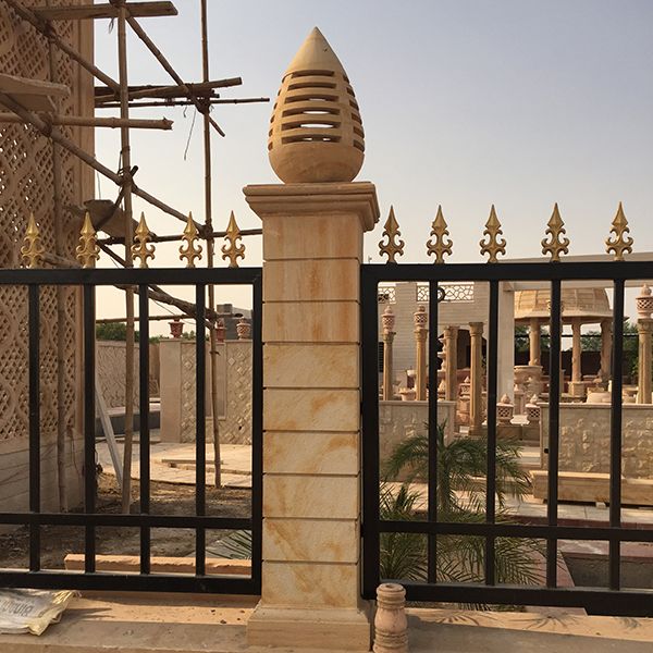 Sandstone Lamp Post 03