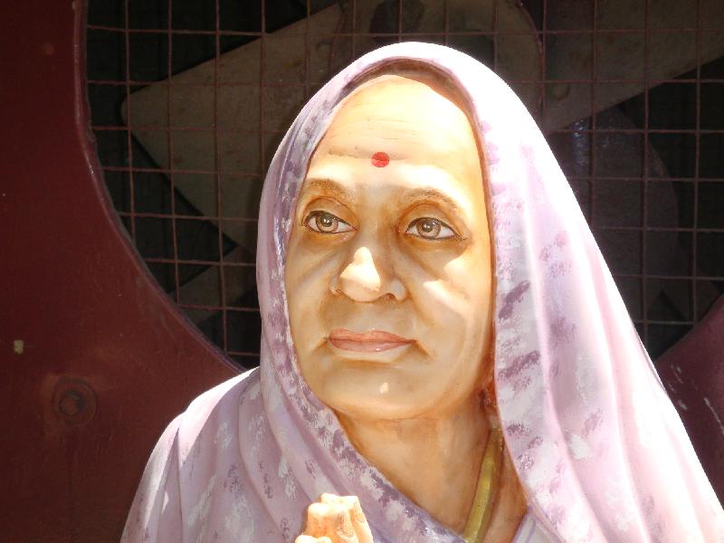 Statue Mata Ji as Par Photo