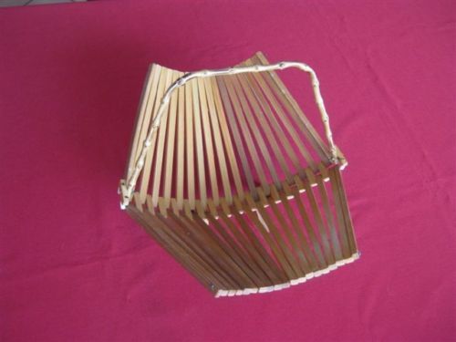 Bamboo Basket 09