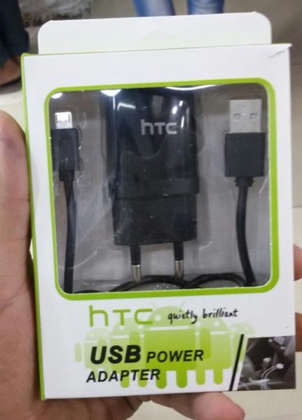 HTC  Charger 700 mAh