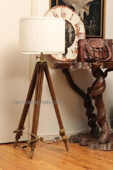 Tripod Floor Lamp 02