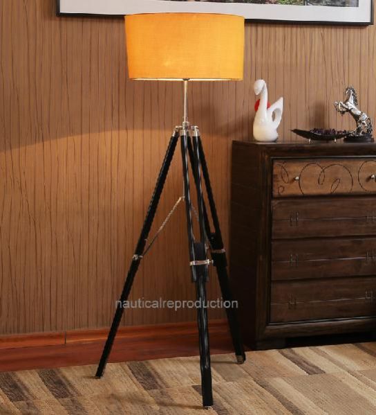 Tripod Floor Lamp 03