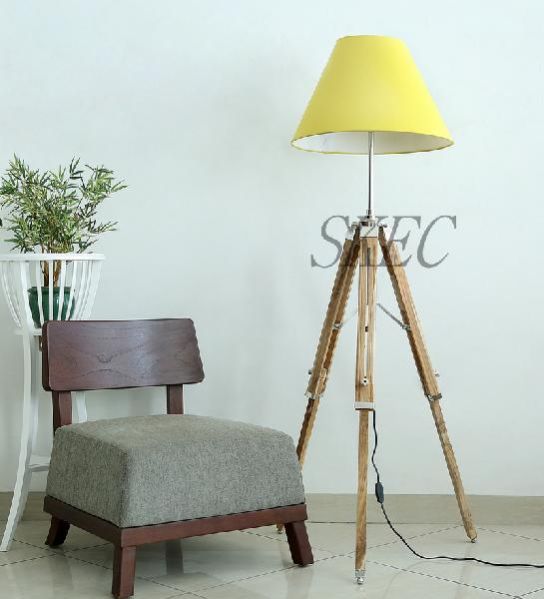 Tripod Floor Lamp 04