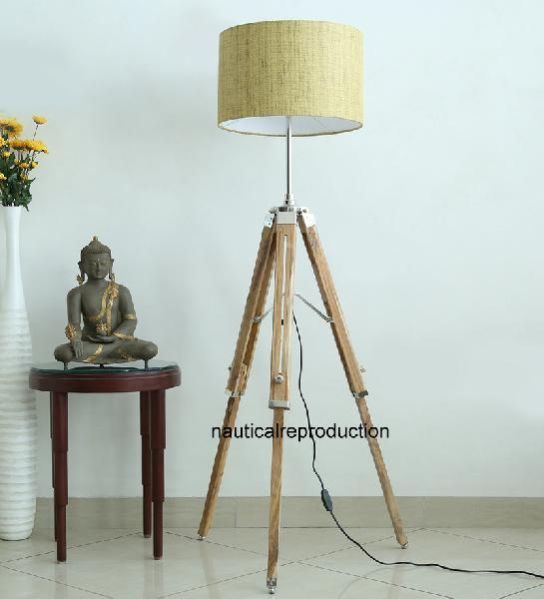 Tripod Floor Lamp 05