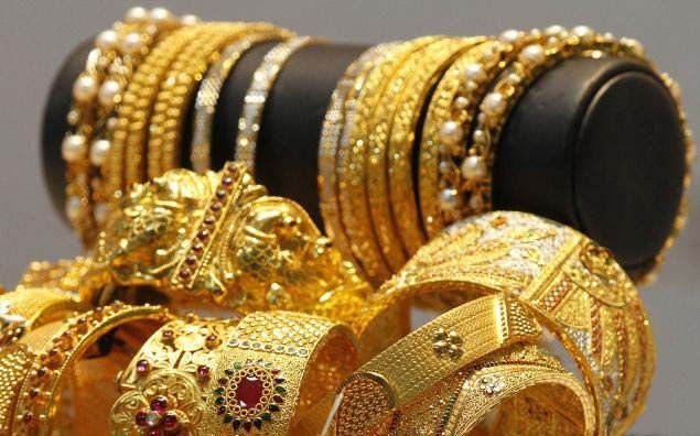 Gold Bangle 01