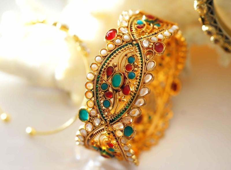 Gold Bangle 03