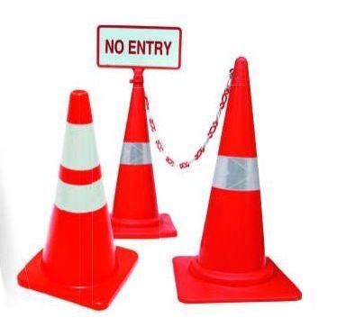 Reflective Cone & Chain