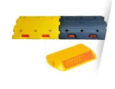 Speed Bump & Studs