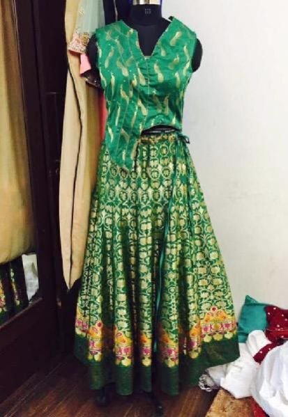 Banarasi Silk Lehenga 02