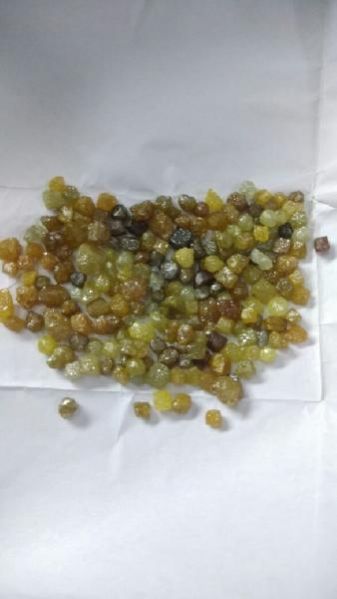 Small Size Yellow Rough Diamonds