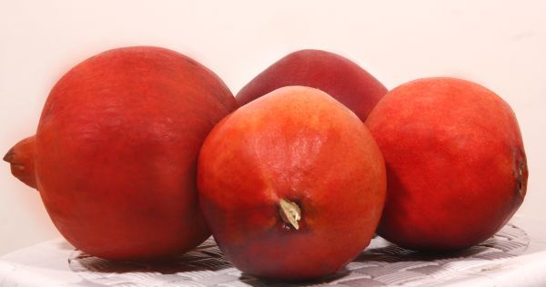 Fresh Pomegranate 01