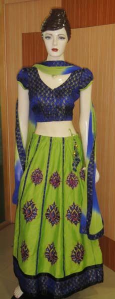 Designer Lehenga Choli 09