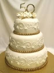 Golden Jubilee Cake 03
