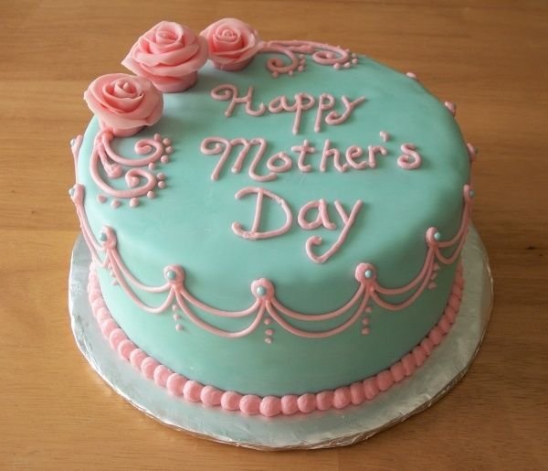Mothers Day Cake 02