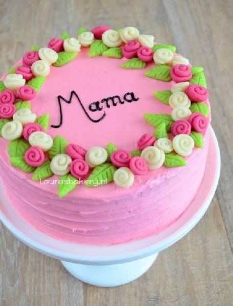 Mothers Day Cake 09