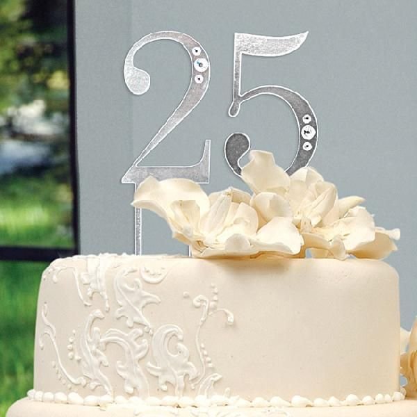 Silver Jubilee Cake 01