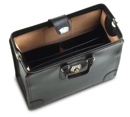 Leather Doctor Bag 01