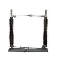 Center Break Isolator