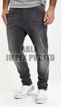 Tapered Jeans