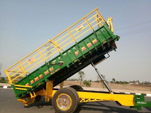 Tractor Trolley 01
