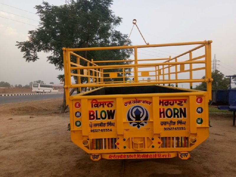 Tractor Trolley 02
