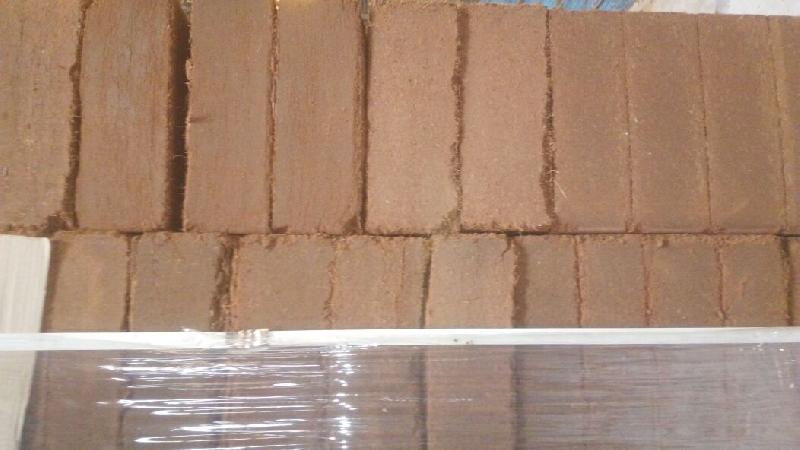 Coir Pith Blocks 04