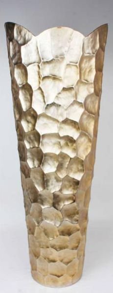 Aluminum Vase 90cms
