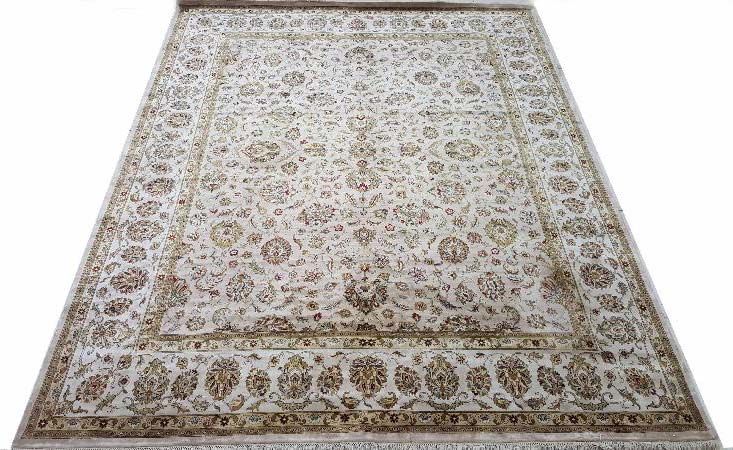 13/13 Hand Knotted Pure Silk Carpet 01