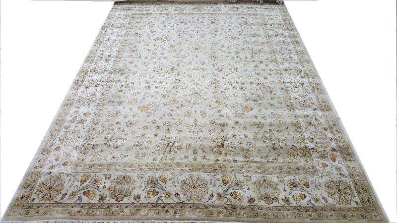 13/13 Hand Knotted Pure Silk Carpet 04