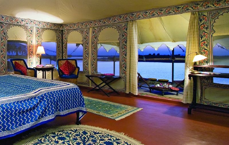 Swiss Cottage Tent 01