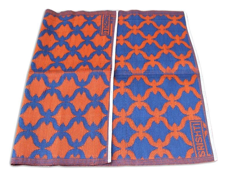 Plastic Beach Mat - 01