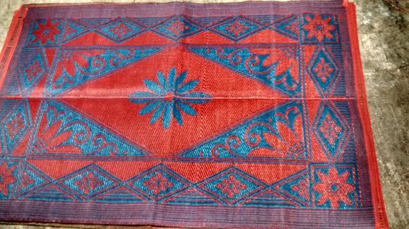 Plastic Beach Mat - 06