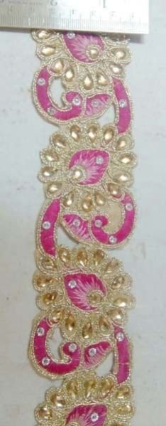 Fancy Laces 01