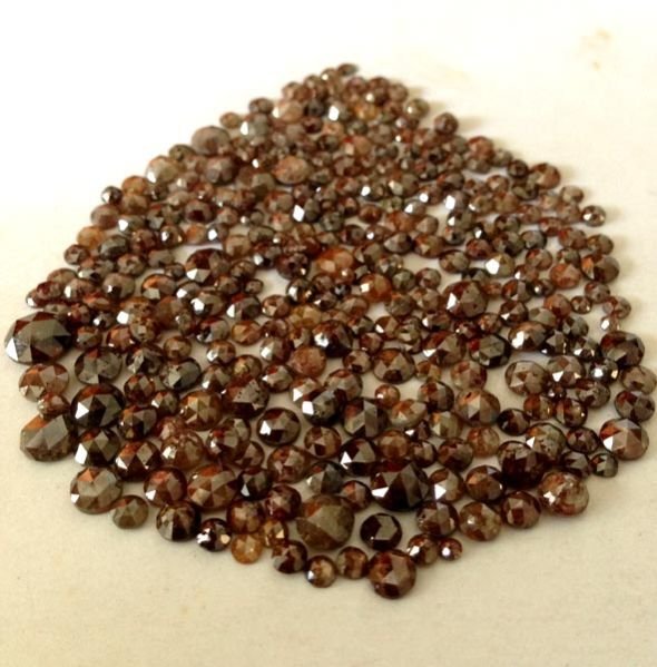 Red Uncut Diamonds - 01