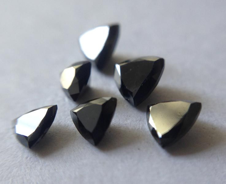 Trillion Shape Black Diamond 02
