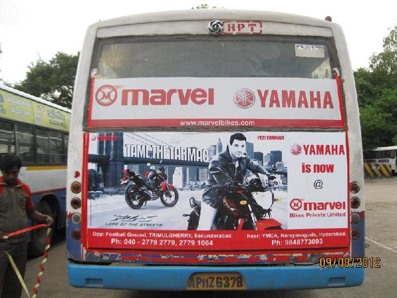 Bus Advertising Services 01