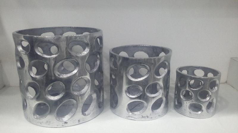 Metal T-Light Candle Holder 04