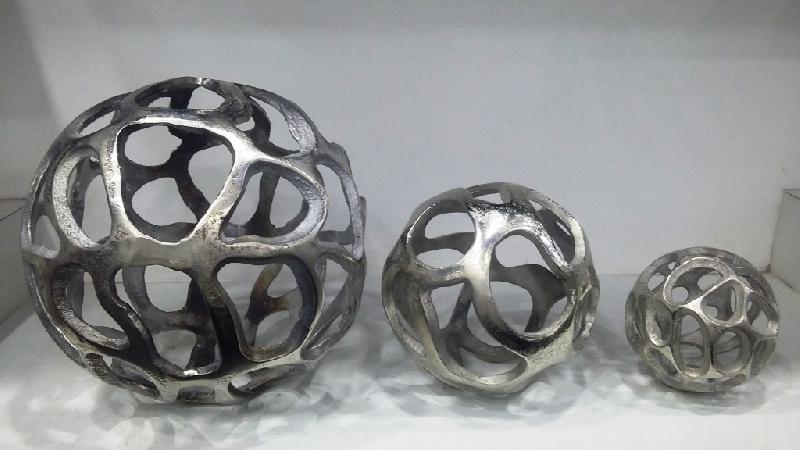 Metal T-Light Candle Holder 06