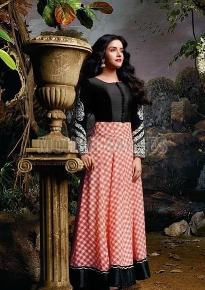 Ladies Anarkali Suit 02