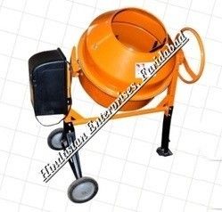 Concrete Mixer with Hopper 05