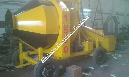 Mini Mobile Reversible Concrete Batching Plant 02
