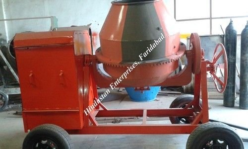 Portable Concrete Mixer 03