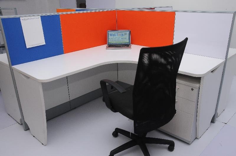 Linear Workstations 03