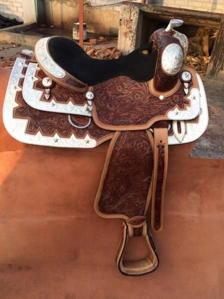 Leather Show Saddle 02