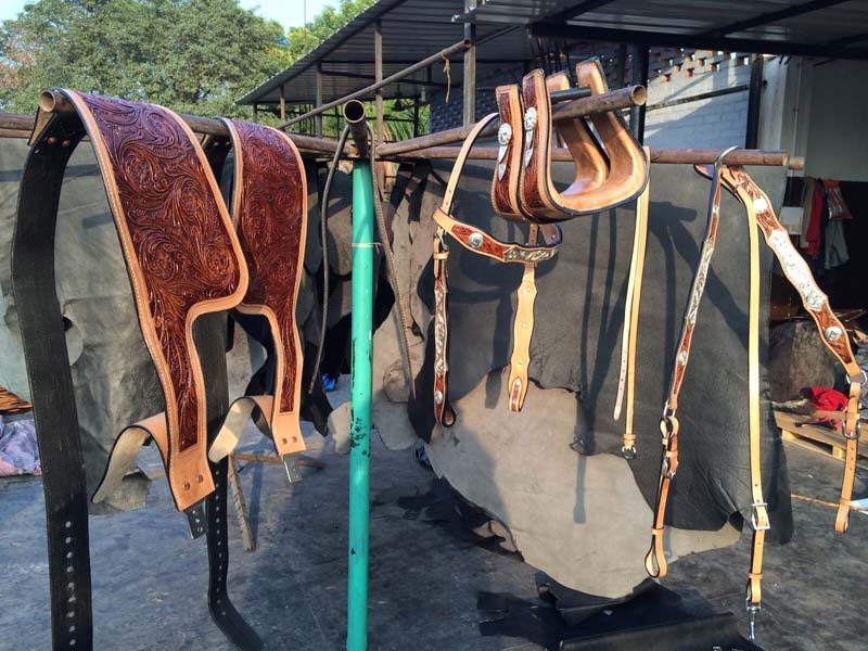 Leather Show Saddle 04