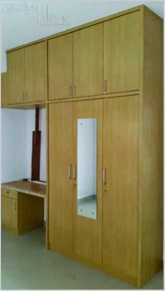 Wooden Wardrobe 02