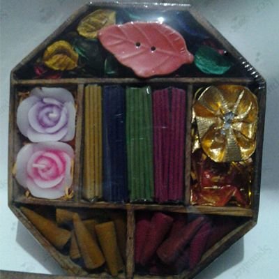 Wooden Gift Box 02