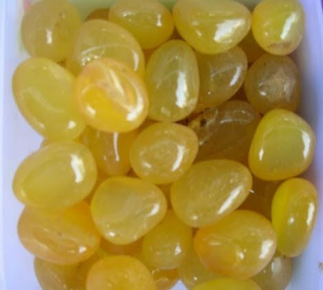 Yellow onyx Pebbles